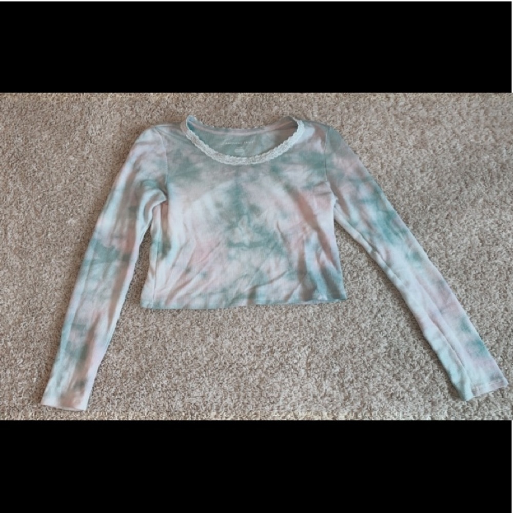American Eagle crop top